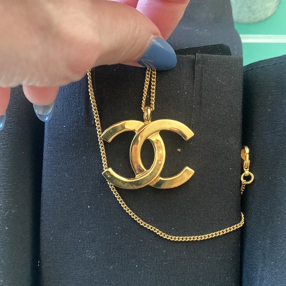 Chanel Paris Button Necklace - Picture 11 of 16